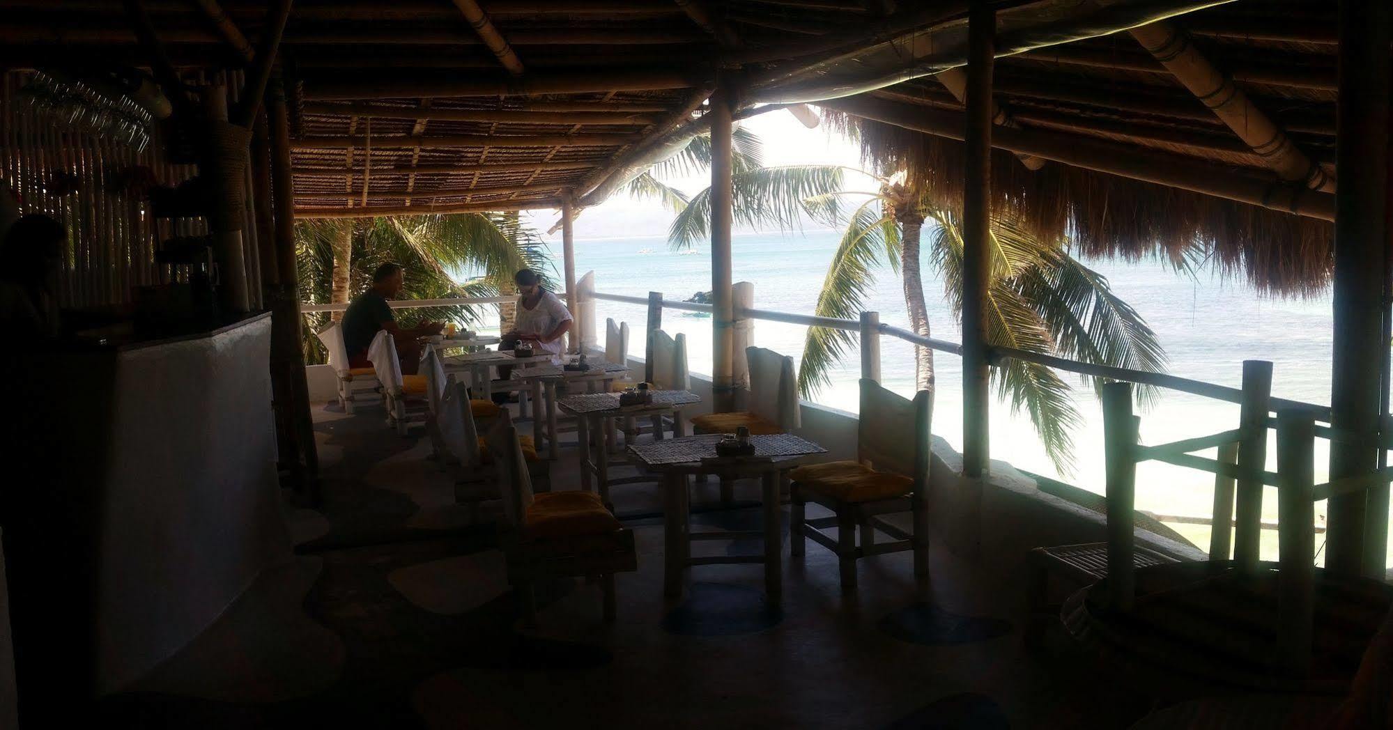 Artista Beach Villa Balabag  Exteriér fotografie